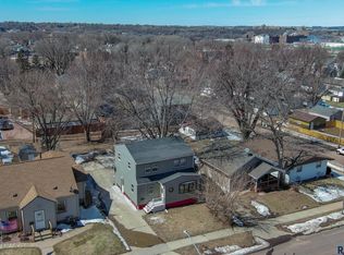 719 N Wayland Ave, Sioux Falls, SD 57103
