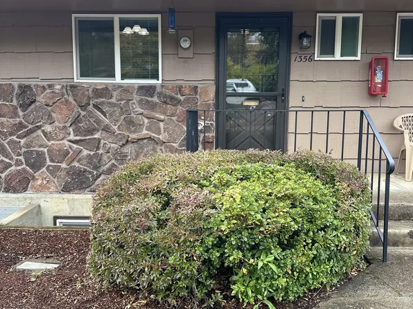 1356 SE Court Ave, Roseburg, OR 97470