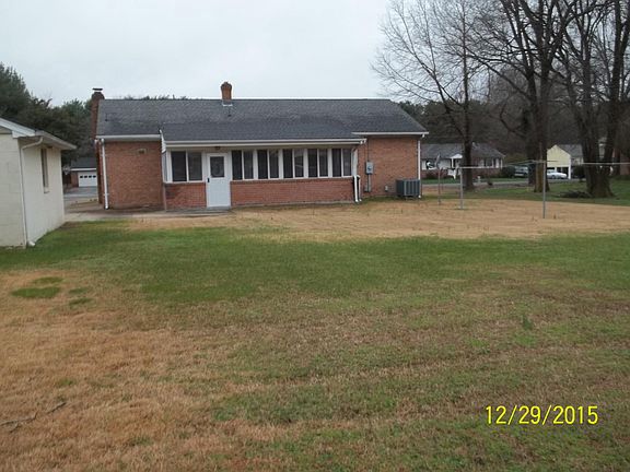 2nd image of 7992 Elliott Dr