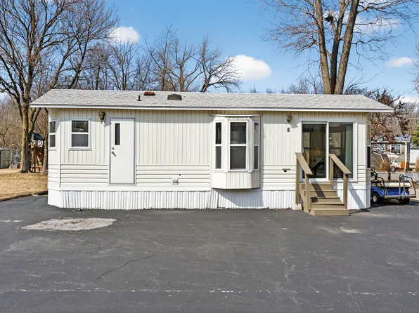 2 Largemouth Ln, Wilmington, IL 60481