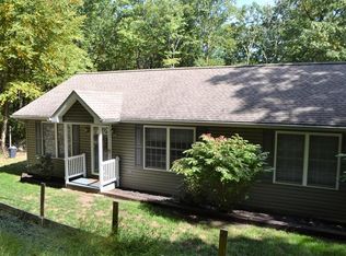 958 Toll Rd, Effort, PA 18330