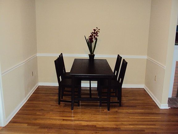 4th image of 2142 Culver Dr