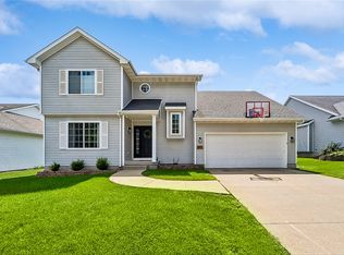 1415 Cedar Dr, Adel, IA 50003