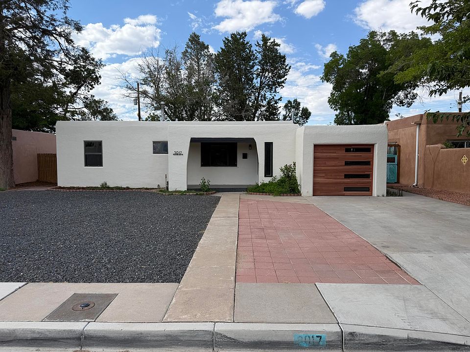 1st image of 3017 Frontier Ave NE