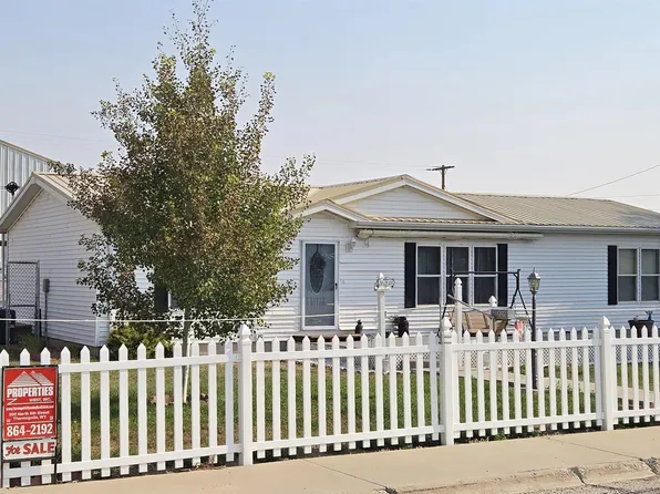 520 Washakie St, Thermopolis, WY 82443