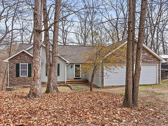 2nd image of 2769 Lanier Ln