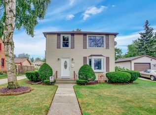 315 Adams St, Sheboygan Falls, WI 53085