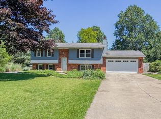53 Cain Dr, Valparaiso, IN 46383