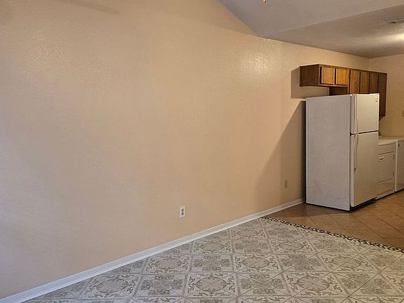 4th image of 406 N 4th St #A