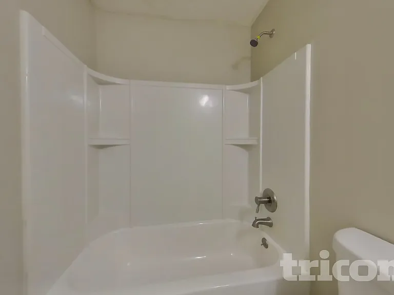 52 Spencer Ct — Photo 13