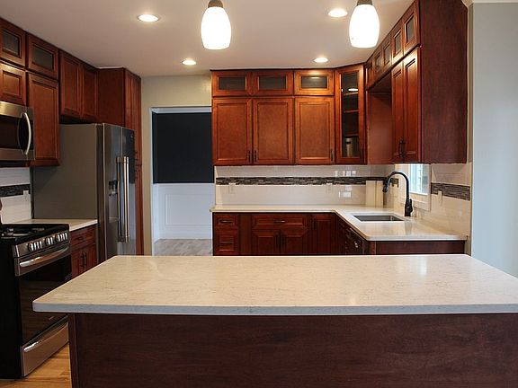 4th image of 23 Sagebrush Ln