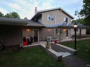118 Johnson Rd, Negaunee, MI 49866