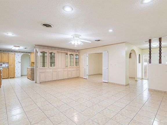 2nd image of 313 W Highland Ave