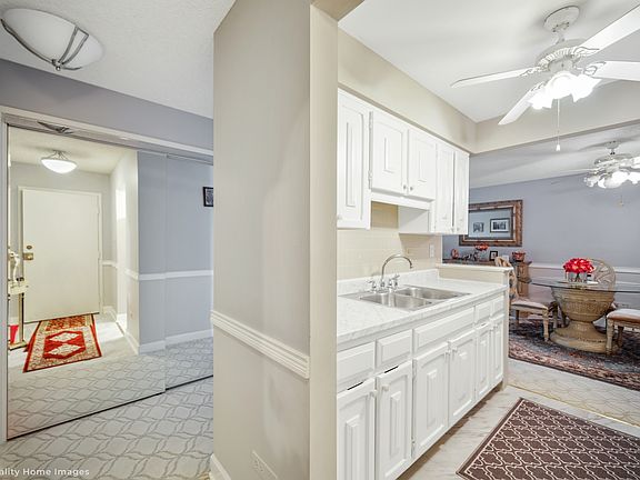 2nd image of 1188 Royal Glen Dr APT 323