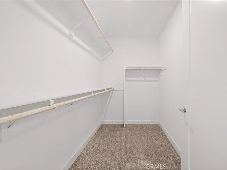 2510 Rivington — Photo 25