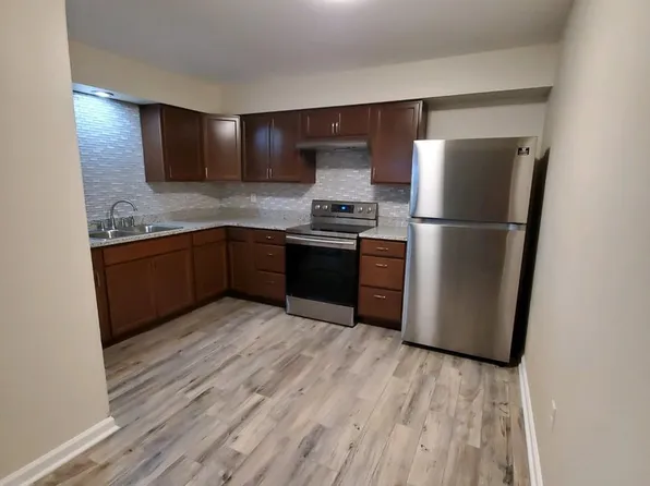 Flintridge Dr, 208