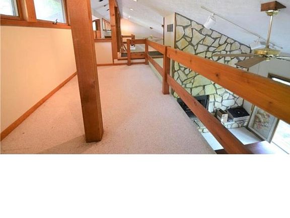 5th image of 867 Whispering Way