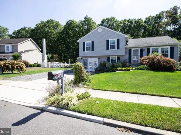 420 Inverness Rd, Williamstown, NJ 08094