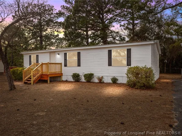 2918 Dothan Dr, Fayetteville, NC 28306