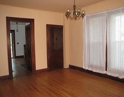 5th image of 307 & 309 E Ward St