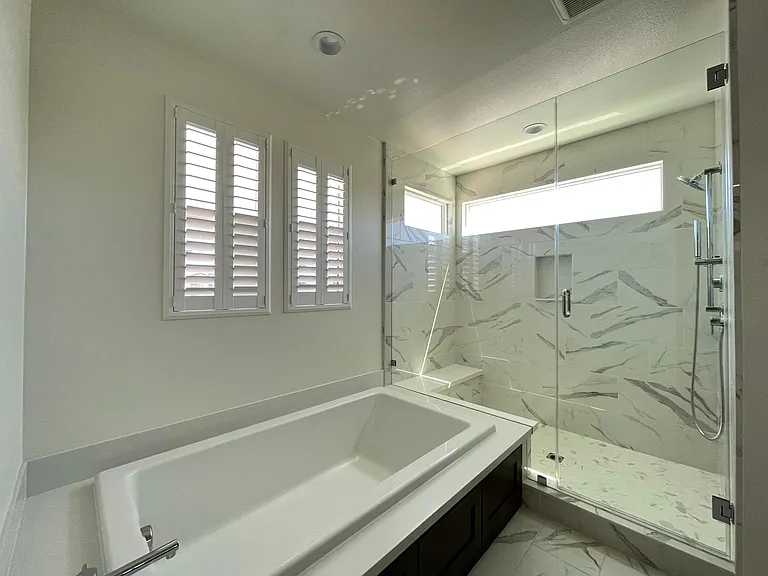 301 Sawbuck — Photo 17