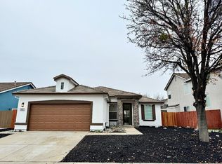 10192 Blossom Ridge Dr, Elk Grove, CA 95757
