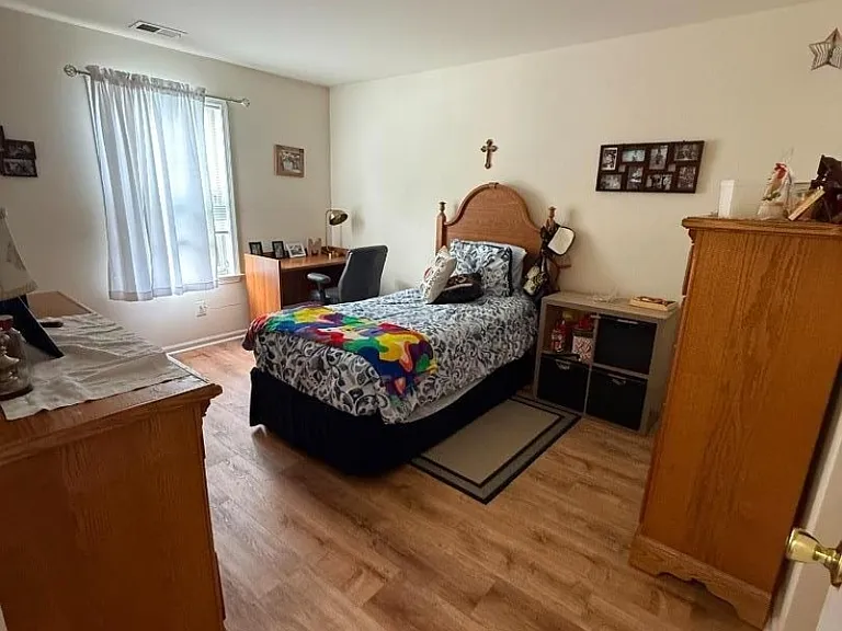 107 Stratford Pl — Photo 9