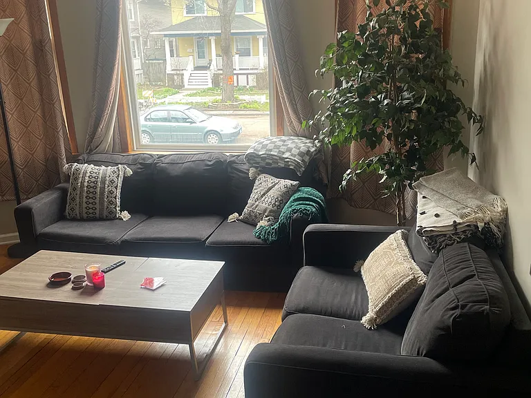 2422 N Bernard St #1 — Photo 3