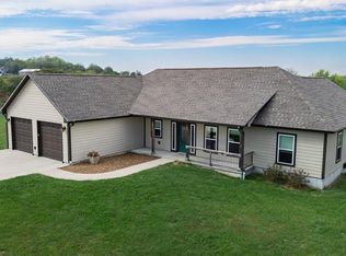 1074 NE 121st Rd, Warrensburg, MO 64093