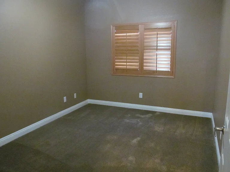 7560 Nicklin St — Photo 21