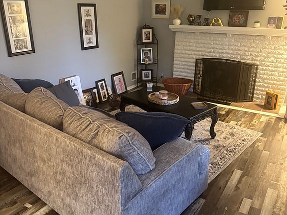 3rd image of 3447 Lindbergh Dr