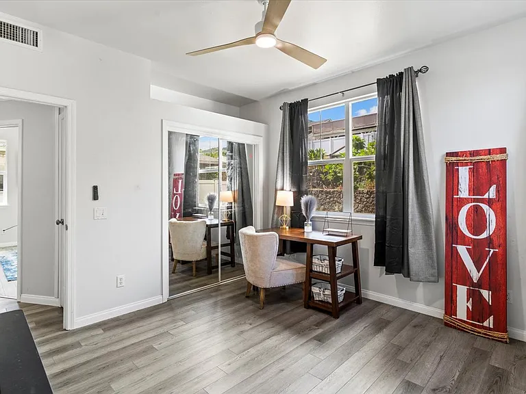 650 Komo Ohia St — Photo 27