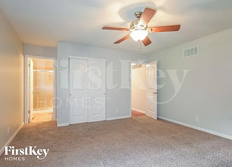 611 Lakewood Dr — Photo 13