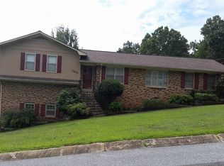 1217 Homewood Dr, Oxford, AL 36203