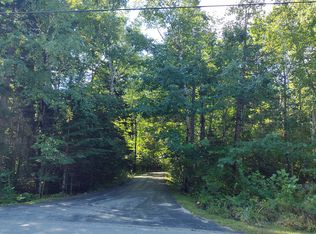 8 Acorn Ln, Scarborough, ME 04074
