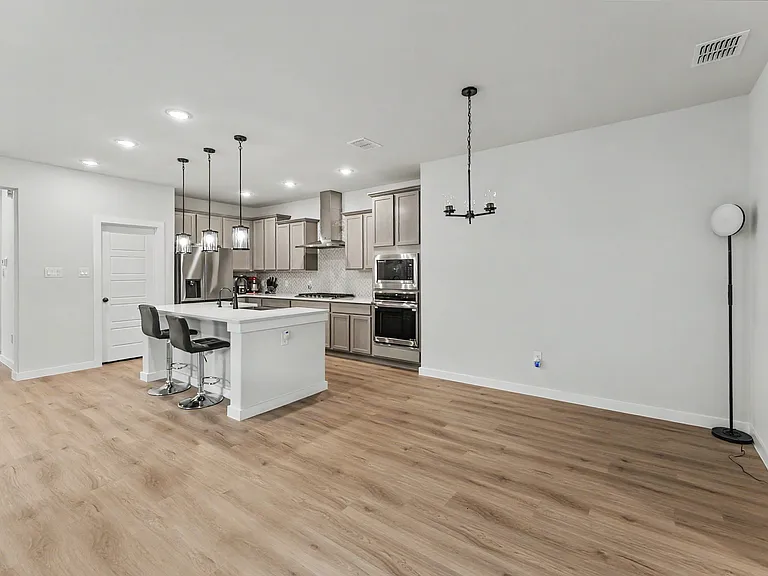 16515 Rosemary Rdg — Photo 6