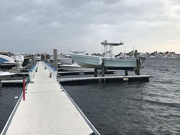 #3 boat slip with lift