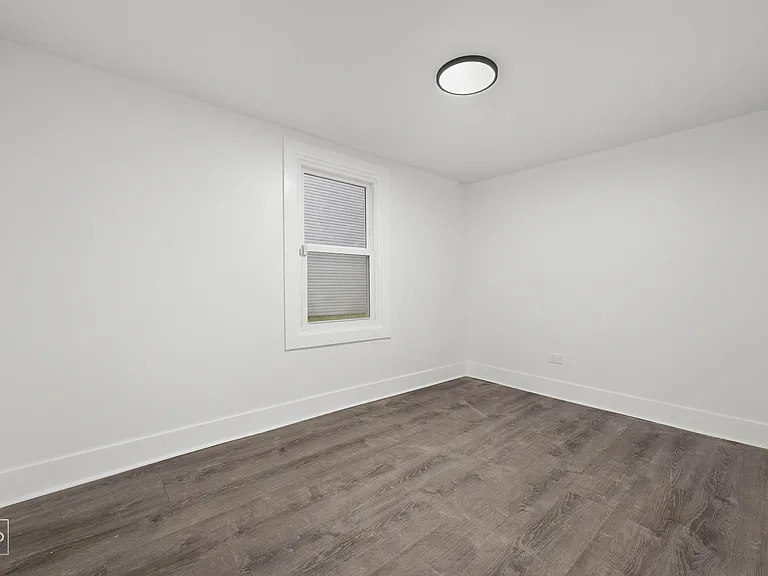 8324 S Kingston Ave — Photo 15