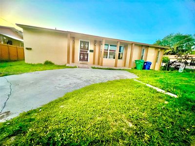 1481 NE 146th St, Miami, FL, 33161