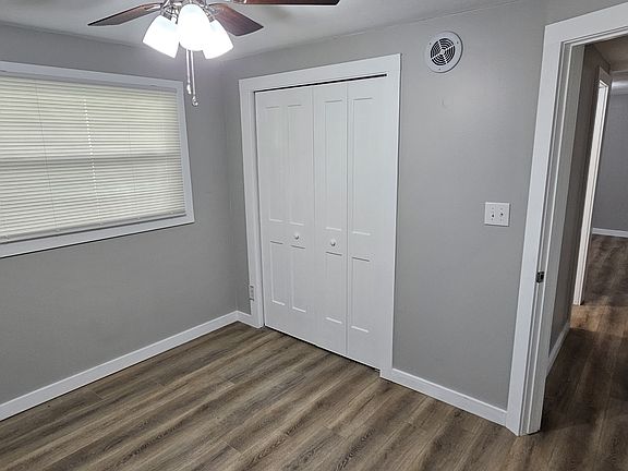 5th image of 3804 Bond Dr #A