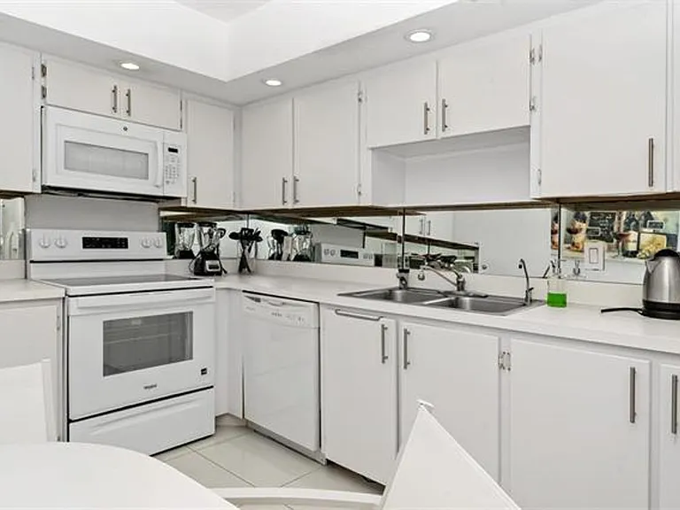 1880 S Ocean Dr #TS705 — Photo 21