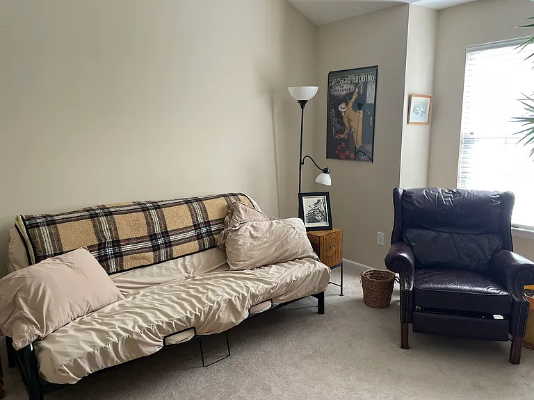Second bedroom
