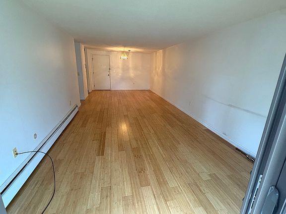 2nd image of 2 Strawberry Bank Rd APT 22