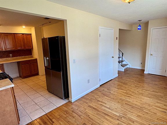 4th image of 15 Rivervale Road