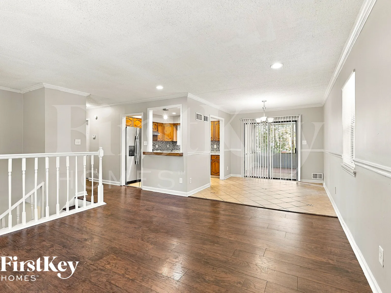 4 bed, 2.0 bath, 2070 sqft, $1,910 — Photo 3