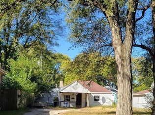 1423 S 6th St, Pekin, IL 61554