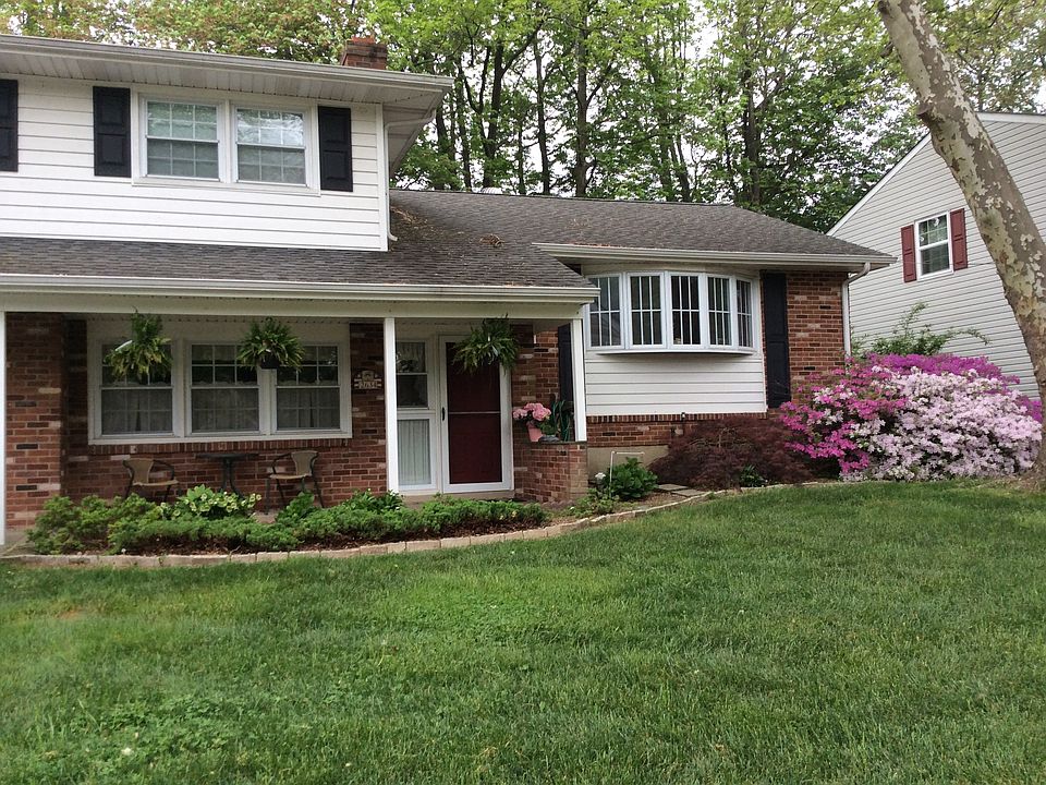 1st image of 2634 Whitman Dr