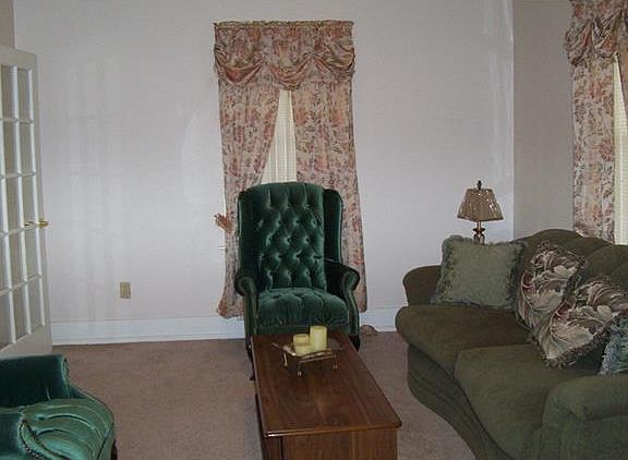 4th image of 1504 New York Ave