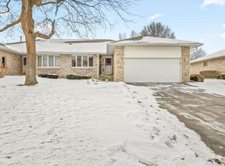 968 Falcon Point Pl, Rockton, IL 61072
