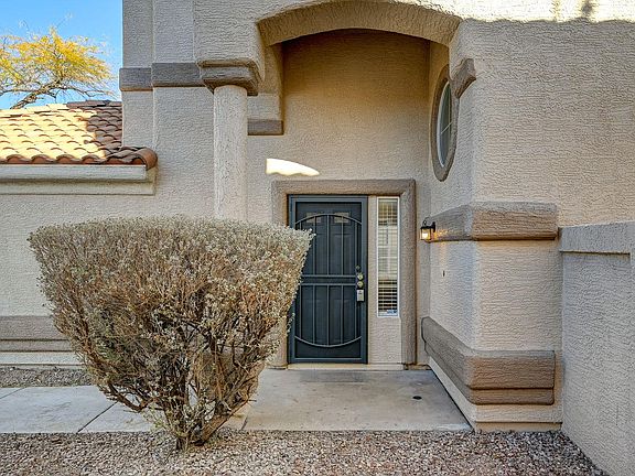 2nd image of 1212 Gallery Shores Dr